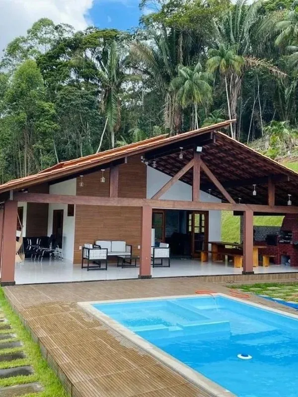 Casa de campo construida con nuestros planos